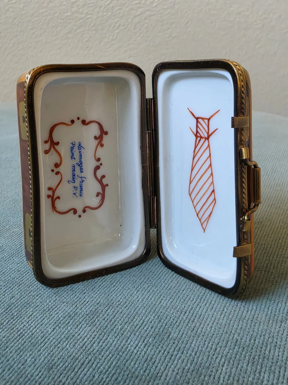 Limoges France Hand Painted Porcelain Suitcase Trunk Trinket Box